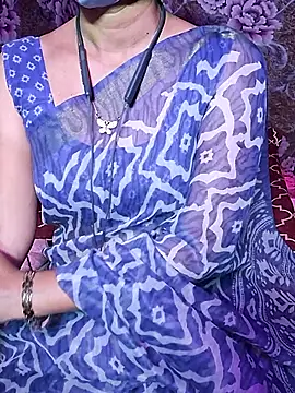 XBHUUME online show from April 8, 2026, 4:52 pm