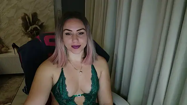 Snapshot of Annyfit4you chatting on October 31, 2025, 3:03 am Annyfit4you online show from October 31, 2025, 3:03 am