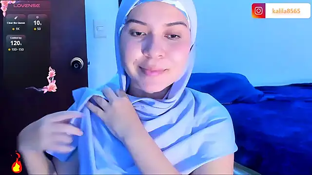 Snapshot of MatchedEyebrow chatting on February 3, 2026, 9:53 pm MatchedEyebrow online show from February 3, 2026, 9:53 pm