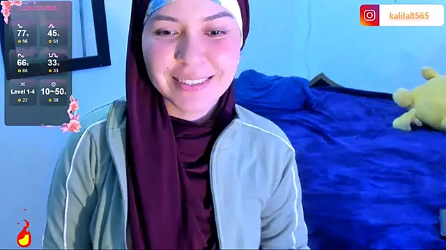 Snapshot of MatchedEyebrow chatting on February 4, 2026, 10:16 pm MatchedEyebrow online show from February 4, 2026, 10:16 pm