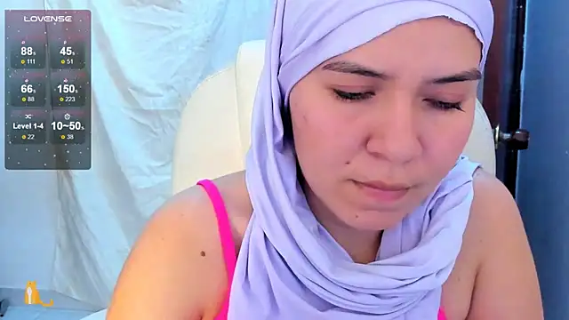 MatchedEyebrow online show from February 17, 2025, 8:38 pm