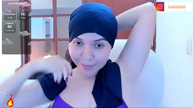 MatchedEyebrow online show from September 17, 2025, 9:06 pm