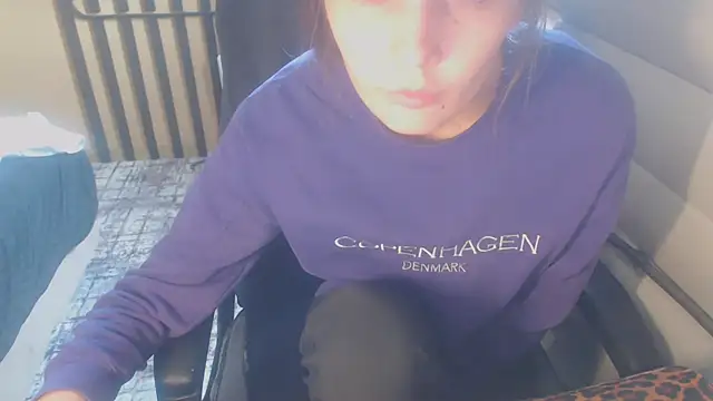 Snapshot of Laco-cO chatting on September 29, 2025, 6:20 am Laco-cO online show from September 29, 2025, 6:20 am