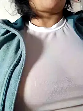 Snapshot of Molly_newman6 chatting on March 10, 2025, 5:50 pm Molly newman6 online show from March 10, 2025, 5:50 pm