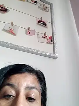 Snapshot of Molly_newman6 chatting on February 28, 2025, 12:31 pm Molly newman6 online show from February 28, 2025, 12:31 pm