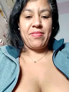Snapshot of Molly_newman6 chatting on March 5, 2025, 7:16 am Molly newman6 online show from March 5, 2025, 7:16 am