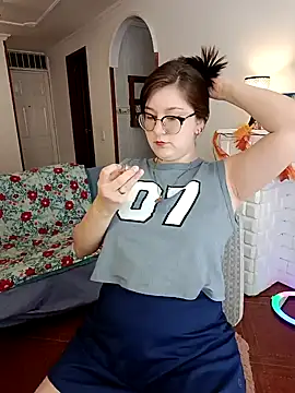 Snapshot of HunnyyLove chatting on January 27, 2025, 7:13 pm HunnyyLove online show from January 27, 2025, 7:13 pm