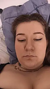 Snapshot of HunnyyLove chatting on November 28, 2025, 2:28 pm HunnyyLove online show from November 28, 2025, 2:28 pm