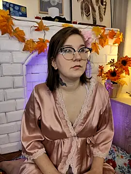 Snapshot of HunnyyLove chatting on March 17, 2025, 5:49 pm HunnyyLove online show from March 17, 2025, 5:49 pm