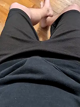 Snapshot of MrandMrsHaze chatting on February 24, 2026, 3:40 am MrandMrsHaze online show from February 24, 2026, 3:40 am