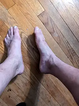 Snapshot of MrandMrsHaze chatting on February 28, 2026, 4:56 am MrandMrsHaze online show from February 28, 2026, 4:56 am