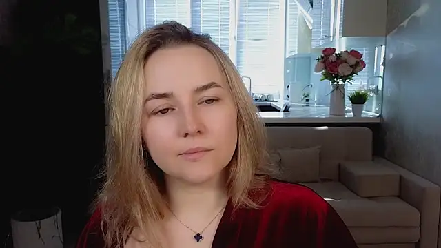 Mira Mermayd online show from April 5, 2026, 1:12 am