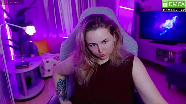 Mira Mermayd online show from May 16, 2026, 1:37 am