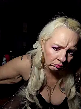 ladonnastarr online show from February 10, 2025, 5:58 am