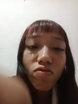 Snapshot of Karmakuro chatting on May 7, 2026, 4:39 am Karmakuro online show from May 7, 2026, 4:39 am