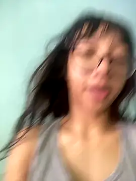 Snapshot of Karmakuro chatting on September 18, 2025, 3:59 pm Karmakuro online show from September 18, 2025, 3:59 pm