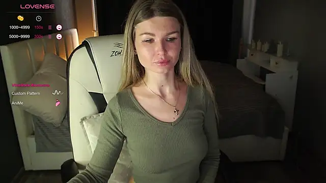 AngelMiaM online show from March 16, 2025, 10:55 am