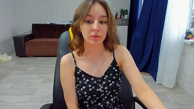 Snapshot of c_arina_x chatting on February 2, 2025, 9:29 am c arina x online show from February 2, 2025, 9:29 am
