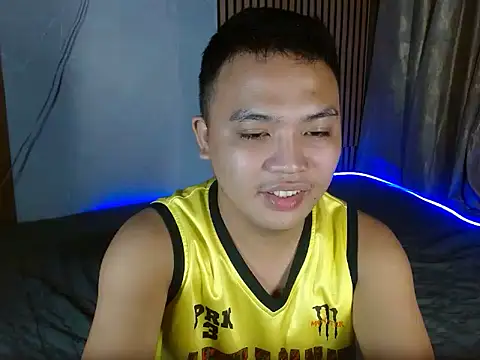 xsweetasian69x online show from January 7, 2025, 5:42 pm