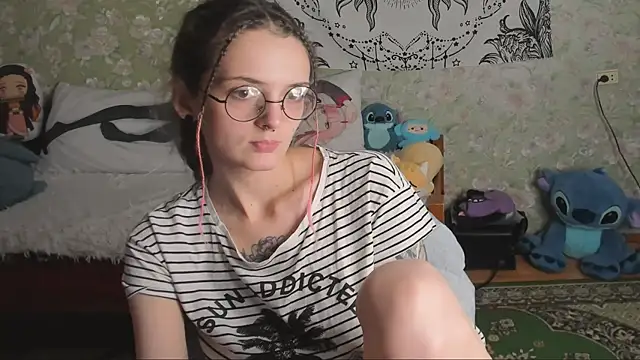 Cutie Adelia online show from November 24, 2025, 12:49 pm