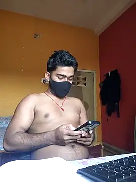 Snapshot of Love_birdss chatting on March 18, 2025, 8:50 am Love birdss online show from March 18, 2025, 8:50 am