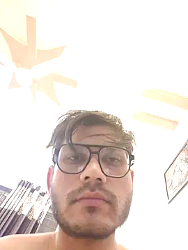 alex78265 online show from November 18, 2025, 6:33 pm