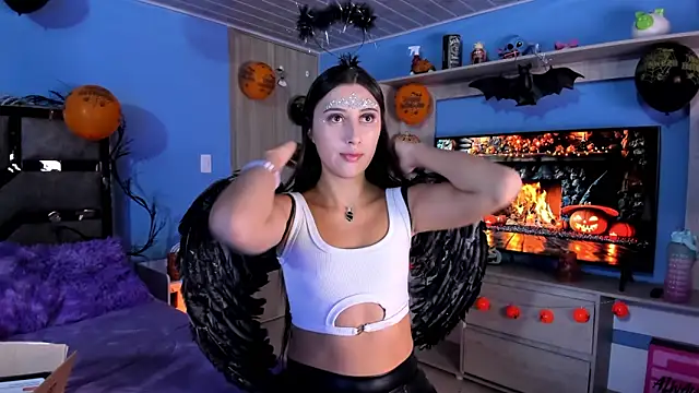 brenda moris01 online show from October 28, 2025, 9:25 pm