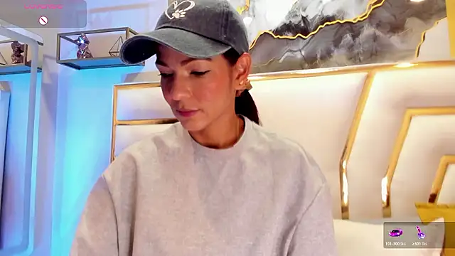 HannaPetit online show from March 22, 2026, 11:45 am