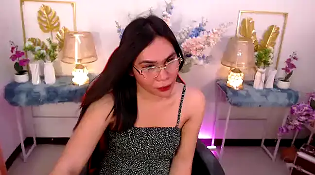 Snapshot of Asian_flabby chatting on March 8, 2025, 2:45 am Asian flabby online show from March 8, 2025, 2:45 am