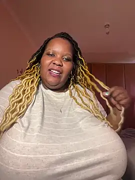Snapshot of Michyboldy chatting on February 17, 2025, 1:11 pm Michyboldy online show from February 17, 2025, 1:11 pm