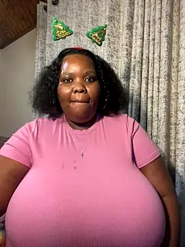 Snapshot of Michyboldy chatting on December 21, 2025, 1:41 am Michyboldy online show from December 21, 2025, 1:41 am