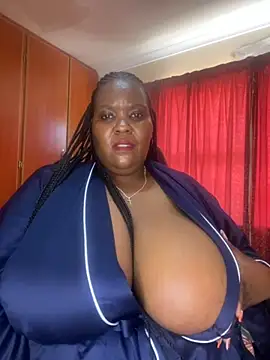 Snapshot of Michyboldy chatting on November 13, 2025, 8:29 am Michyboldy online show from November 13, 2025, 8:29 am