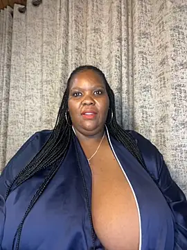 Snapshot of Michyboldy chatting on December 5, 2025, 2:00 am Michyboldy online show from December 5, 2025, 2:00 am