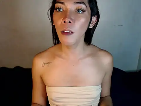 Snapshot of perly_169 chatting on February 15, 2025, 11:28 am perly 169 online show from February 15, 2025, 11:28 am
