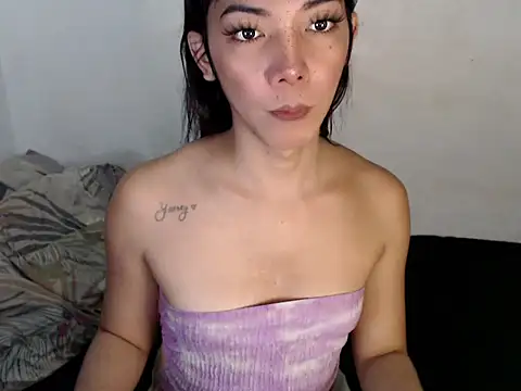Snapshot of perly_169 chatting on September 25, 2025, 5:35 am perly 169 online show from September 25, 2025, 5:35 am