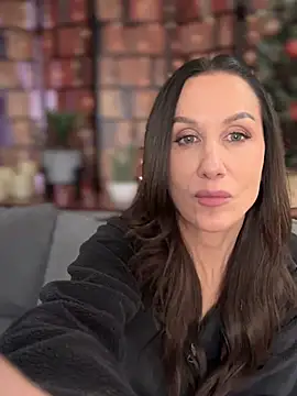 Snapshot of Fiona_Kent_ chatting on December 24, 2024, 4:33 am Fiona Kent online show from December 24, 2024, 4:33 am