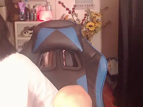 Lemonadexxx online show from April 15, 2026, 7:58 pm