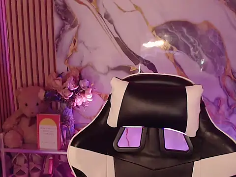 Snapshot of Lemonadexxx chatting on September 10, 2025, 6:18 pm Lemonadexxx online show from September 10, 2025, 6:18 pm