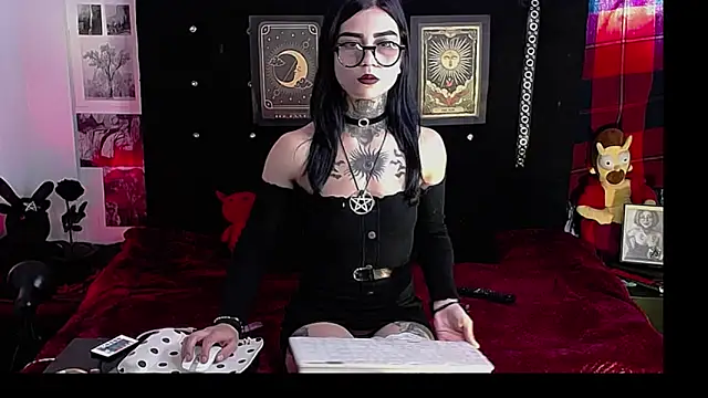 Ardat Lili69 online show from May 22, 2026, 2:04 pm