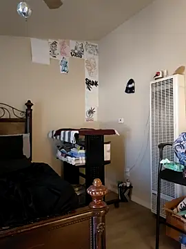 bootiebby online show from March 19, 2026, 5:46 pm