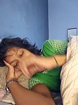 Goldenlace online show from December 14, 2025, 8:09 am