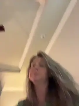 Vivian MayXxX online show from November 22, 2025, 10:41 pm