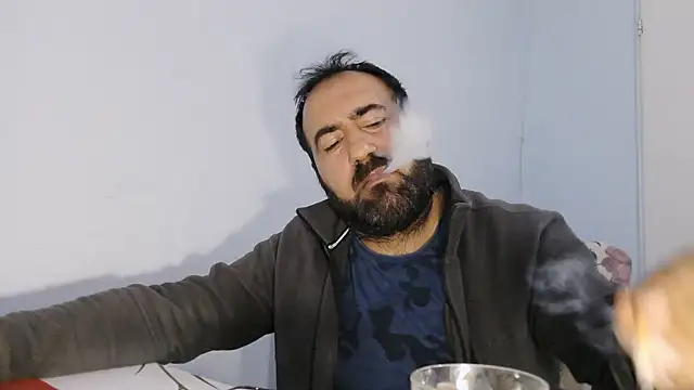 ZYXEL353 online show from October 18, 2025, 10:01 pm