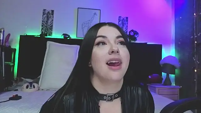 Snapshot of Liah_santos chatting on October 13, 2025, 2:07 pm Liah santos online show from October 13, 2025, 2:07 pm