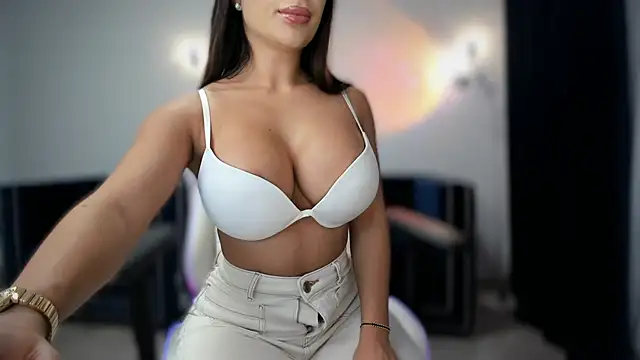  missperfection  online show from January 10, 2026, 2:51 am