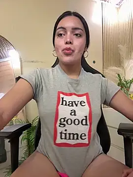 Snapshot of HotstuffCherrySummer chatting on February 1, 2026, 7:17 am HotstuffCherrySummer online show from February 1, 2026, 7:17 am