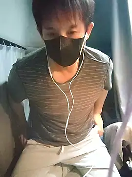 tarou08700870 online show from April 5, 2026, 7:53 pm