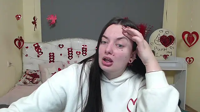 Snapshot of MilanaPrice chatting on February 15, 2026, 7:09 am MilanaPrice online show from February 15, 2026, 7:09 am