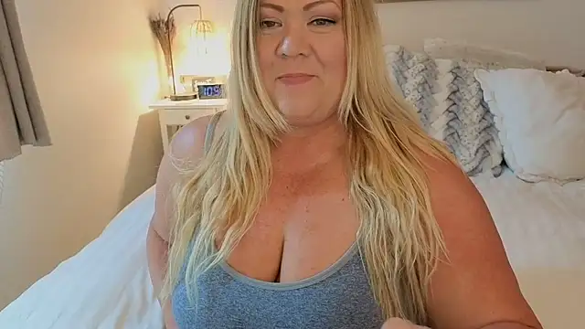 Snapshot of JESS_LOVES chatting on September 10, 2025, 5:56 pm JESS LOVES online show from September 10, 2025, 5:56 pm