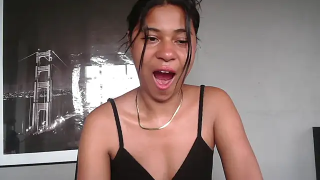 Snapshot of dark_enchantress_ chatting on February 5, 2026, 8:59 pm dark enchantress online show from February 5, 2026, 8:59 pm